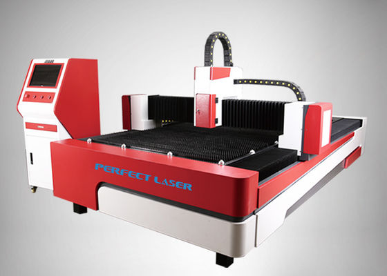 1000W 1500W Machine de découpe laser à haute précision en tôle métallique en acier en fer en fibre optique