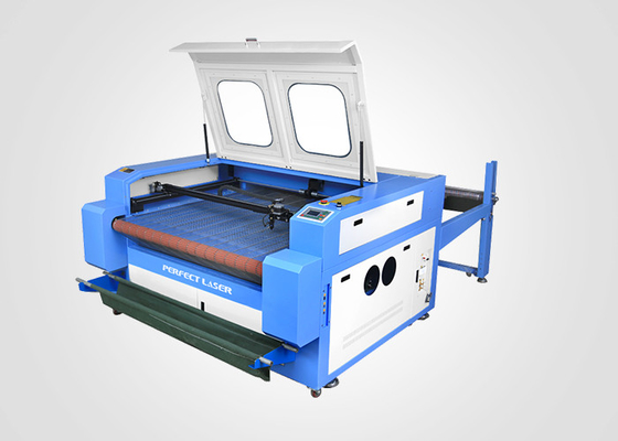 CNC 60W / 80W Petite machine de gravure et de découpe laser co2 Système de refroidissement par eau